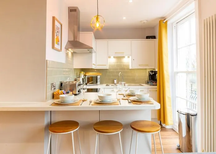 Old Town Trinity Apt No 3 By Adliv